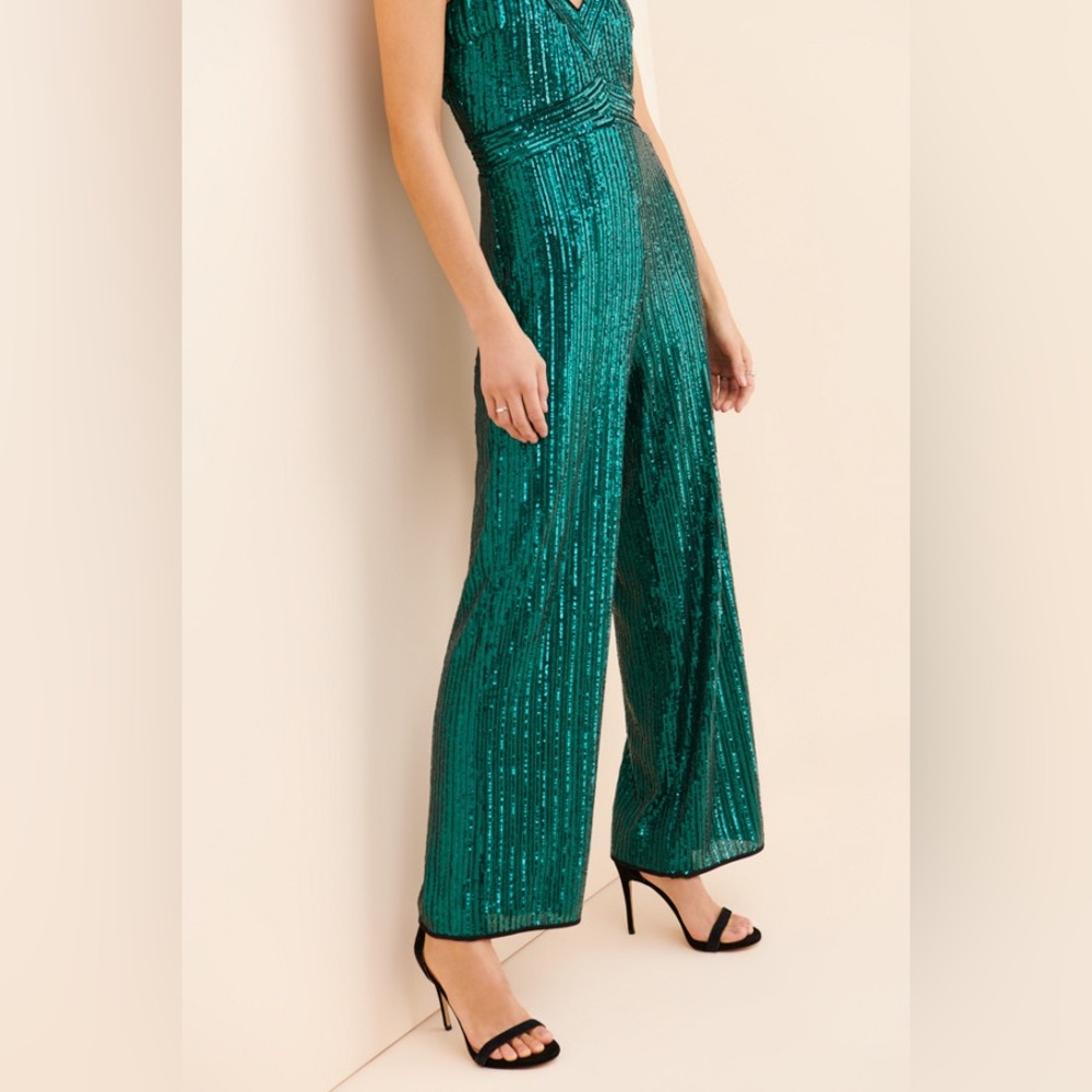 NWT SAYLOR Louisana Sequin Jumpsuit in Dark Green - Picture 4 of 12